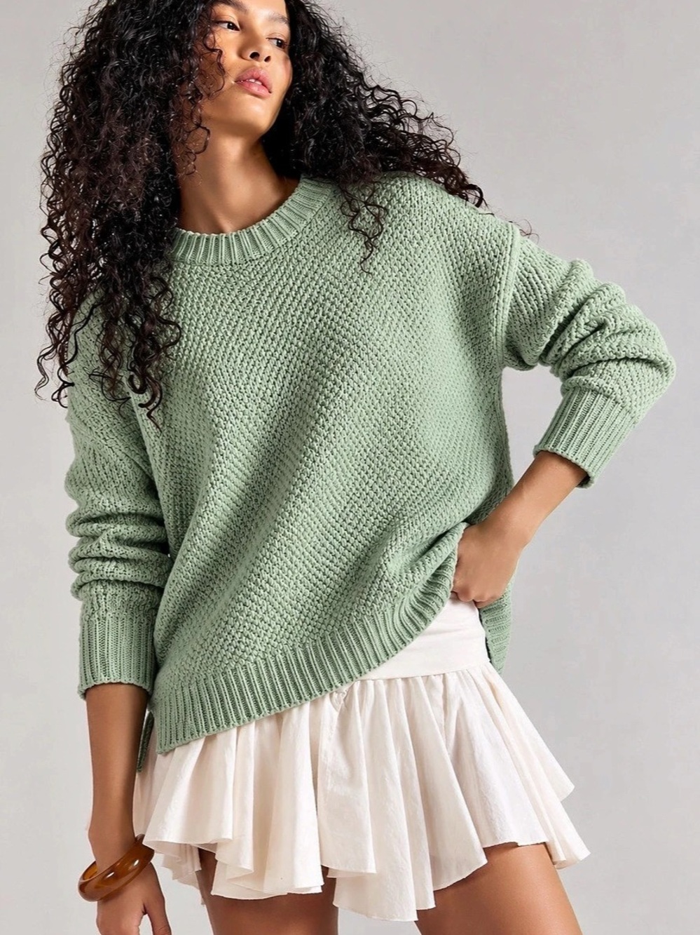 387. ZENANA Green Acrylic Crewneck Sweater Like New